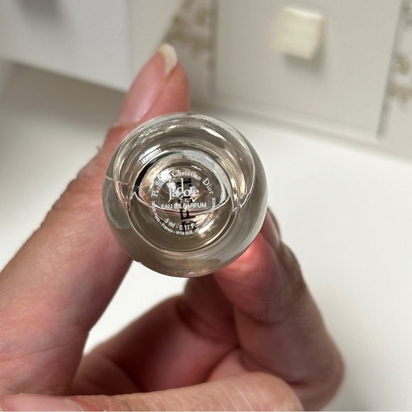 NIB DIOR LE MINI 30 MONTAIGNE HOLIDAY 2023 DISCOVERY SET - Picture 6 of 13